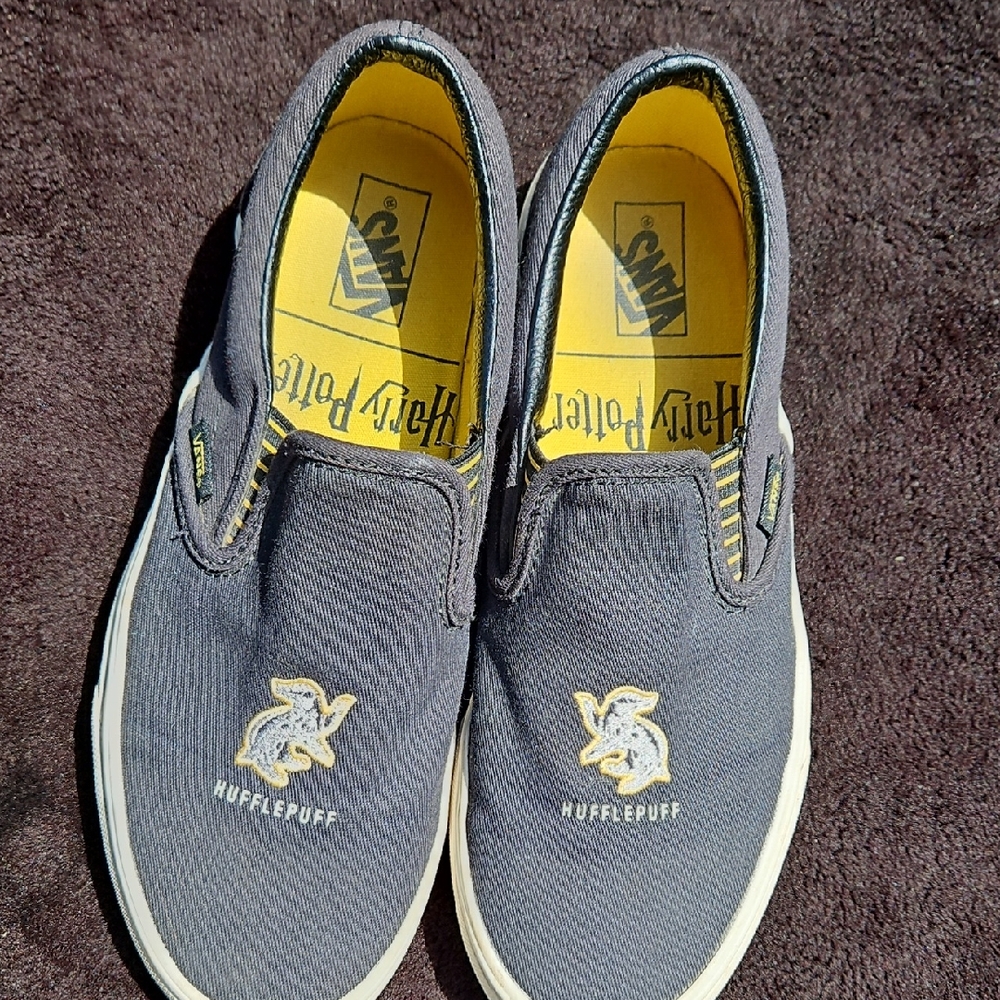 HARRY Potter Vans Charcoal and Yellow Hufflepuff Slip-Ons